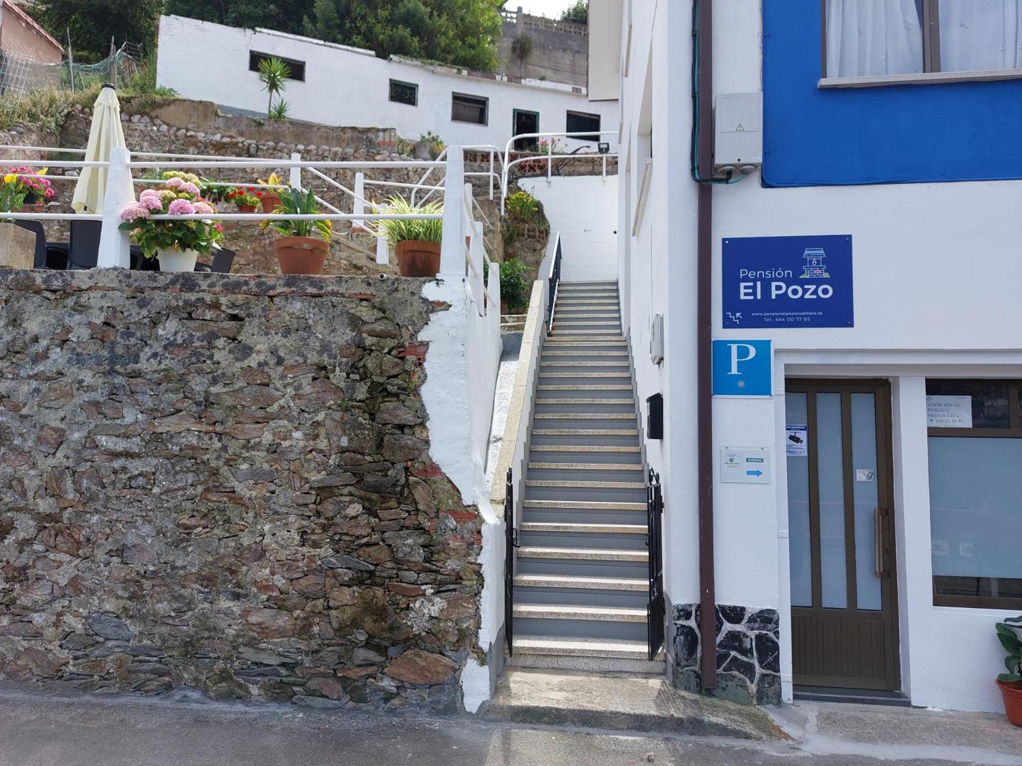 Pension El Pozo クディレロ エクステリア 写真